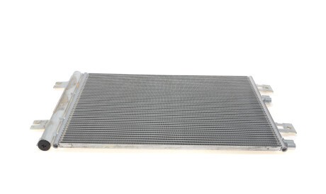 Фото 3 - Радиатор кондиционера Valeo 814077