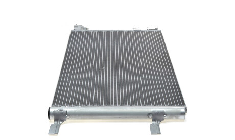 Фото 3 - Радіатор кондиціонера Valeo 814201