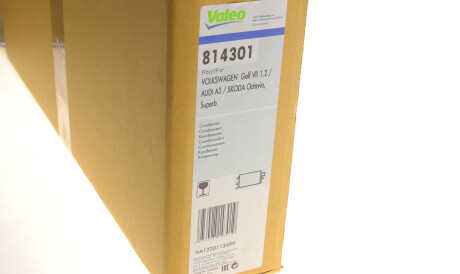 Фото 2 - Радиатор кондиционера Valeo 814301