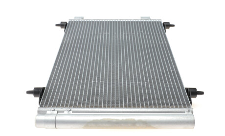 Фото 5 - Радіатор кондиціонера Valeo 814366