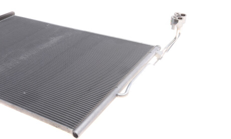 Фото 5 - Радиатор кондиционера Valeo 814379