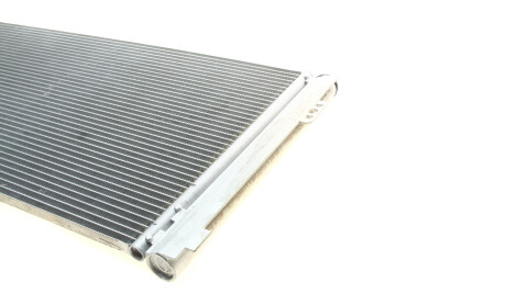 Фото 4 - Радіатор кондиціонера Valeo 814391