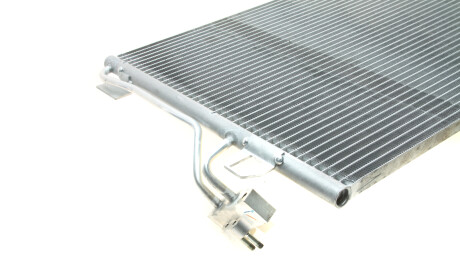 Фото 7 - Радіатор кондиціонера Valeo 814391