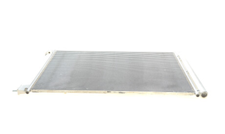 Фото 3 - Радіатор кондиціонера Valeo 814468