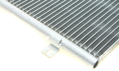 Фото 3 - Радиатор кондиционера Valeo 817644