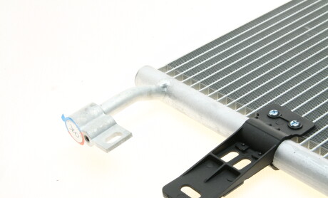 Фото 4 - Радіатор кондиціонера Valeo 817645