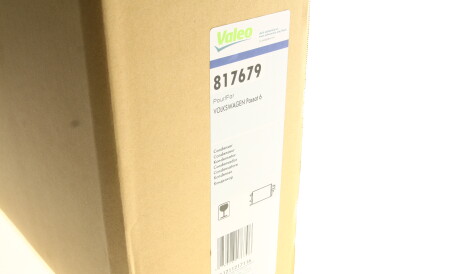 Фото 2 - Радиатор кондиционера Valeo 817679