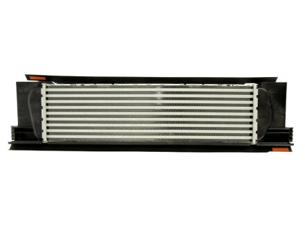 Фото 2 - Інтеркулер Valeo 818260