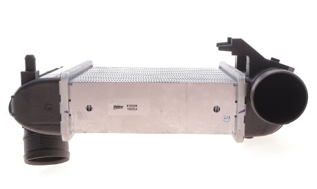 Фото 3 - Інтеркулер Valeo 818326