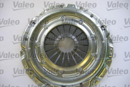 Фото 2 - Комплект сцепления Valeo 826489