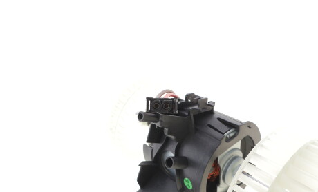 Фото 3 - Вентилятор печки Valeo 884539