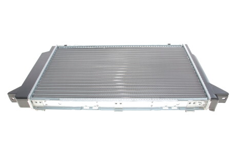 Фото 3 - Радиатор охлаждения двигателя Van Wezel 03002089