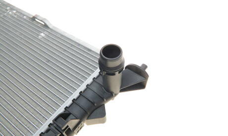 Фото 3 - Радиатор охлаждения двигателя Van Wezel 03002292