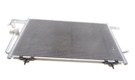 Фото 3 - Радиатор кондиционера Van Wezel 03005117