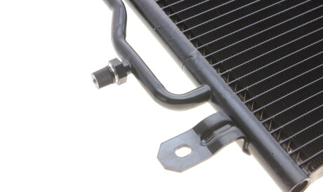 Фото 3 - Радиатор кондиционера Van Wezel 03005194