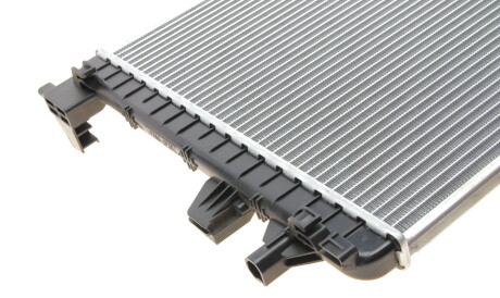 Фото 3 - Радіатор охолодження Van Wezel 03012705