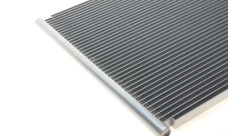 Фото 3 - Радиатор кондиционера Van Wezel 06005213