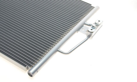 Фото 7 - Радиатор кондиционера Van Wezel 06005213