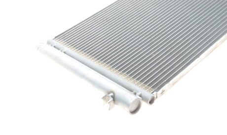 Фото 3 - Радіатор кондиціонера Van Wezel 06005296