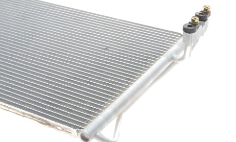Фото 8 - Радіатор кондиціонера Van Wezel 06005296