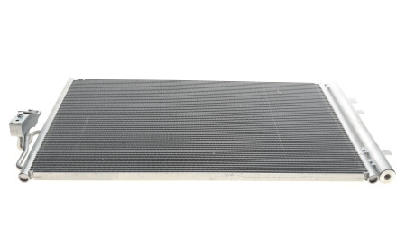 Фото 3 - Радиатор кондиционера Van Wezel 06005479