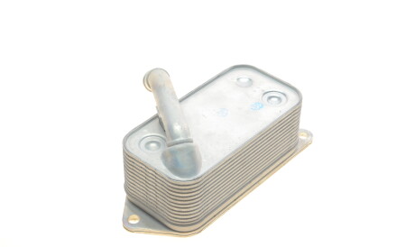 Фото 2 - Масляный радиатор Van Wezel 06013701