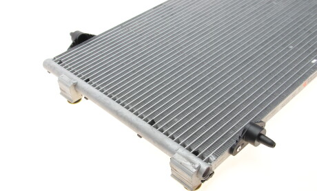 Фото 6 - Радіатор кондиціонера Van Wezel 09005231