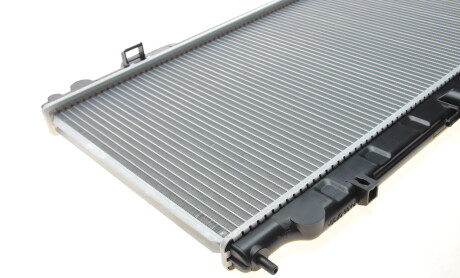 Фото 6 - Радиатор охлаждения двигателя Van Wezel 13002215