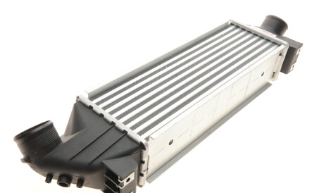 Фото 3 - Интеркулер Van Wezel 18004315