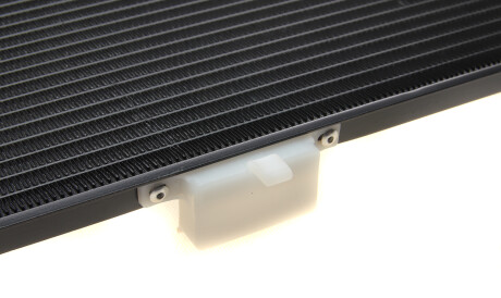 Фото 3 - Радиатор кондиционера Van Wezel 30005232