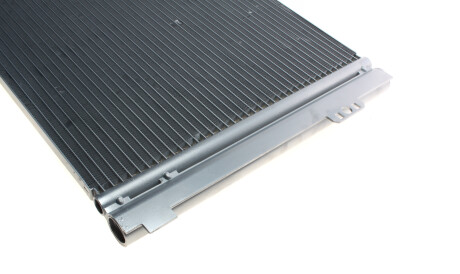 Фото 3 - Радіатор кондиціонера Van Wezel 30005352