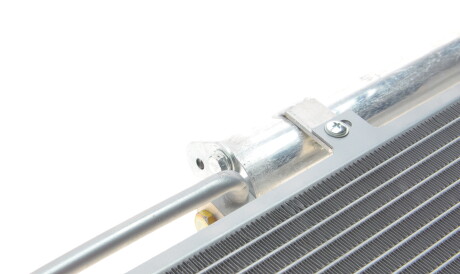 Фото 3 - Радиатор кондиционера Van Wezel 30005382