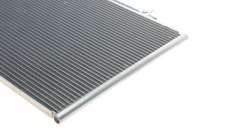 Фото 3 - Радіатор кондиціонера Van Wezel 30015386