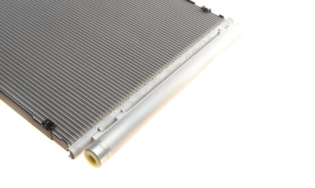 Фото 3 - Радіатор кондиціонера Van Wezel 30015703