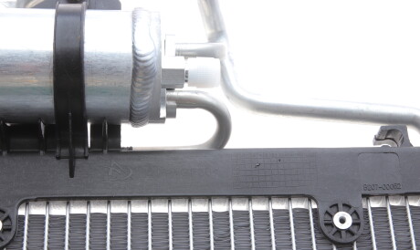 Фото 3 - Радіатор кондиціонера Van Wezel 37005369