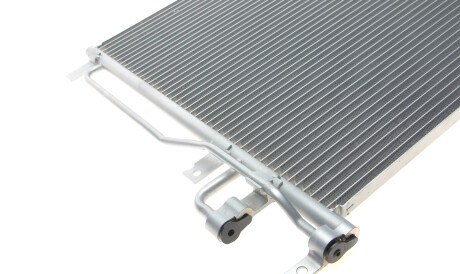 Фото 3 - Радіатор кондиціонера Van Wezel 37005436