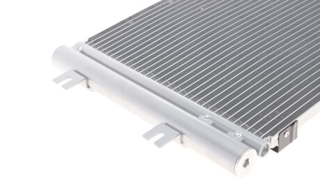 Фото 3 - Радіатор кондиціонера Van Wezel 37005454