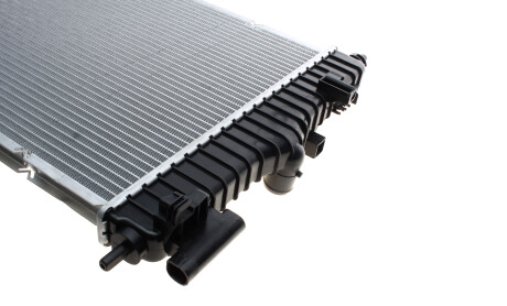 Фото 5 - Радиатор охлаждения двигателя Van Wezel 37012710