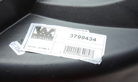 Фото 2 - Подкрылок Van Wezel 3799434