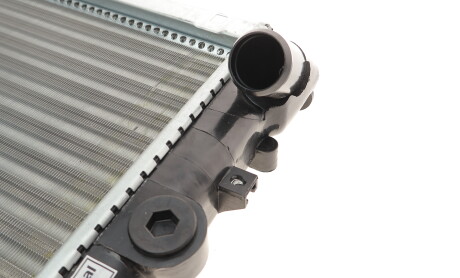 Фото 8 - Радіатор охолодження Van Wezel 43002215