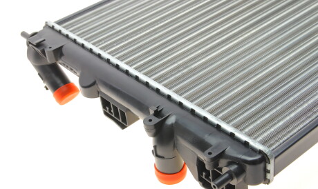 Фото 3 - Радіатор охолодження Van Wezel 43002270