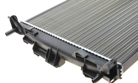 Фото 6 - Радиатор охлаждения двигателя Van Wezel 43002307