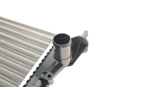 Фото 6 - Радиатор охлаждения двигателя Van Wezel 43002313