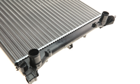 Фото 7 - Радиатор охлаждения двигателя Van Wezel 43002313