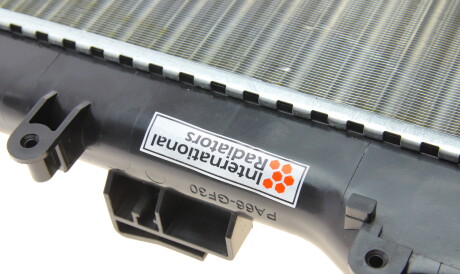 Фото 3 - Радиатор охлаждения двигателя Van Wezel 43002325