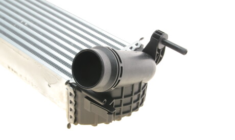 Фото 3 - Интеркулер Van Wezel 43004615