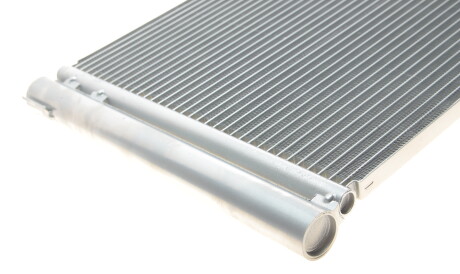 Фото 3 - Радиатор кондиционера Van Wezel 43005430