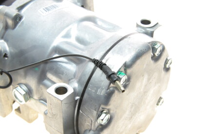 Фото 2 - Компрессор кондиционера Van Wezel 4300K468