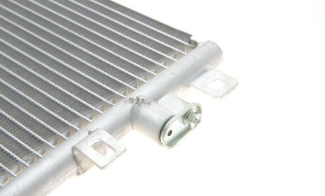 Фото 8 - Радіатор кондиціонера Van Wezel 43015275