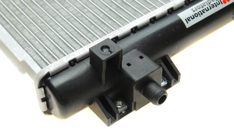 Фото 3 - Радиатор охлаждения двигателя Van Wezel 52002105